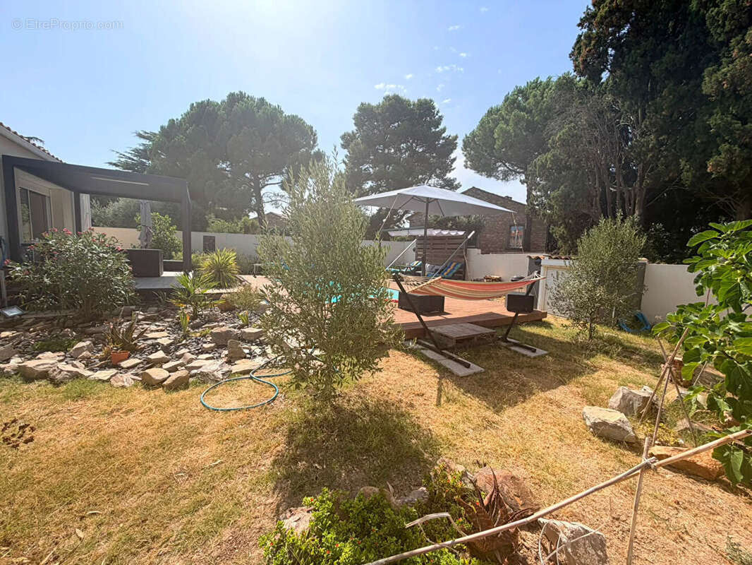 Maison plain pied T4  avec piscine et garage - photo 2