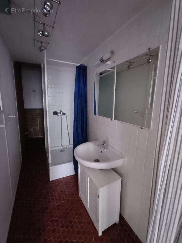 Perpignan centre - Appartement type loft de 2 pièces dans ancien couvent - photo 11