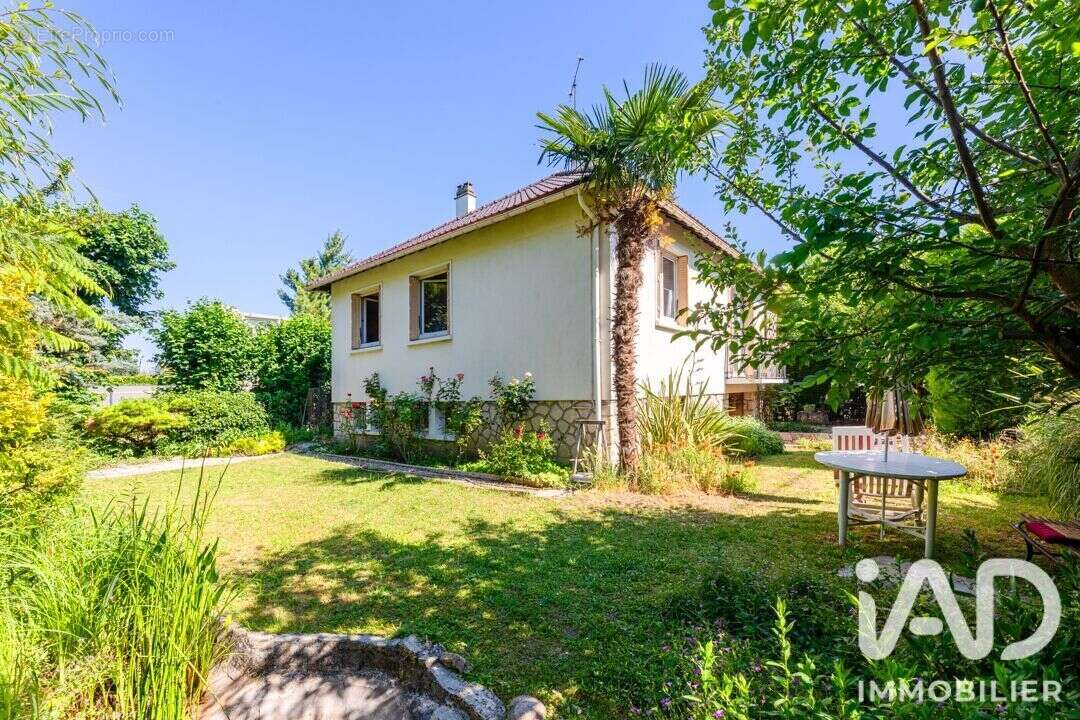 Photo 2 - Maison à ERMONT