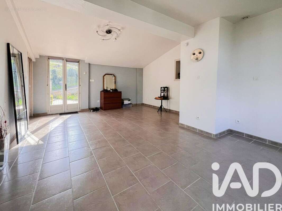 Photo 8 - Maison à BONNIERES-SUR-SEINE