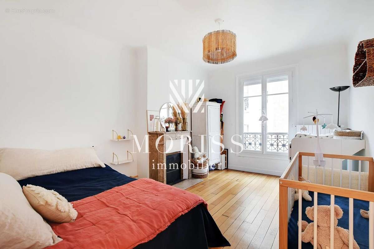 Appartement à PARIS-11E