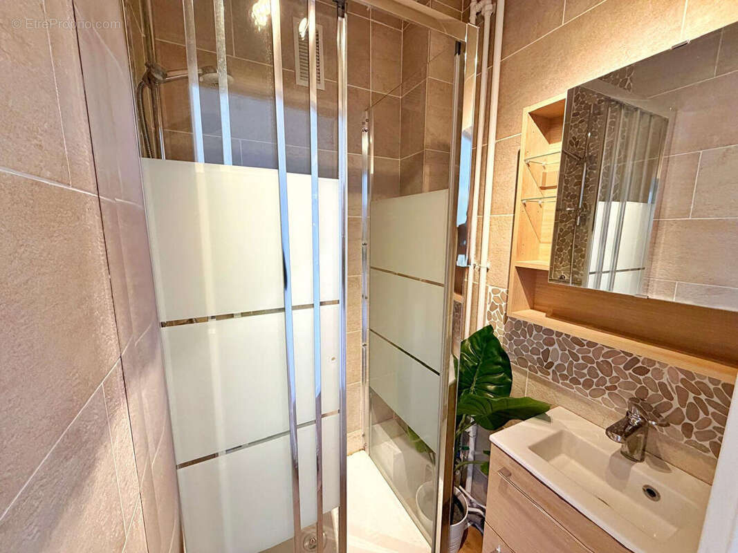 Appartement à NANTERRE