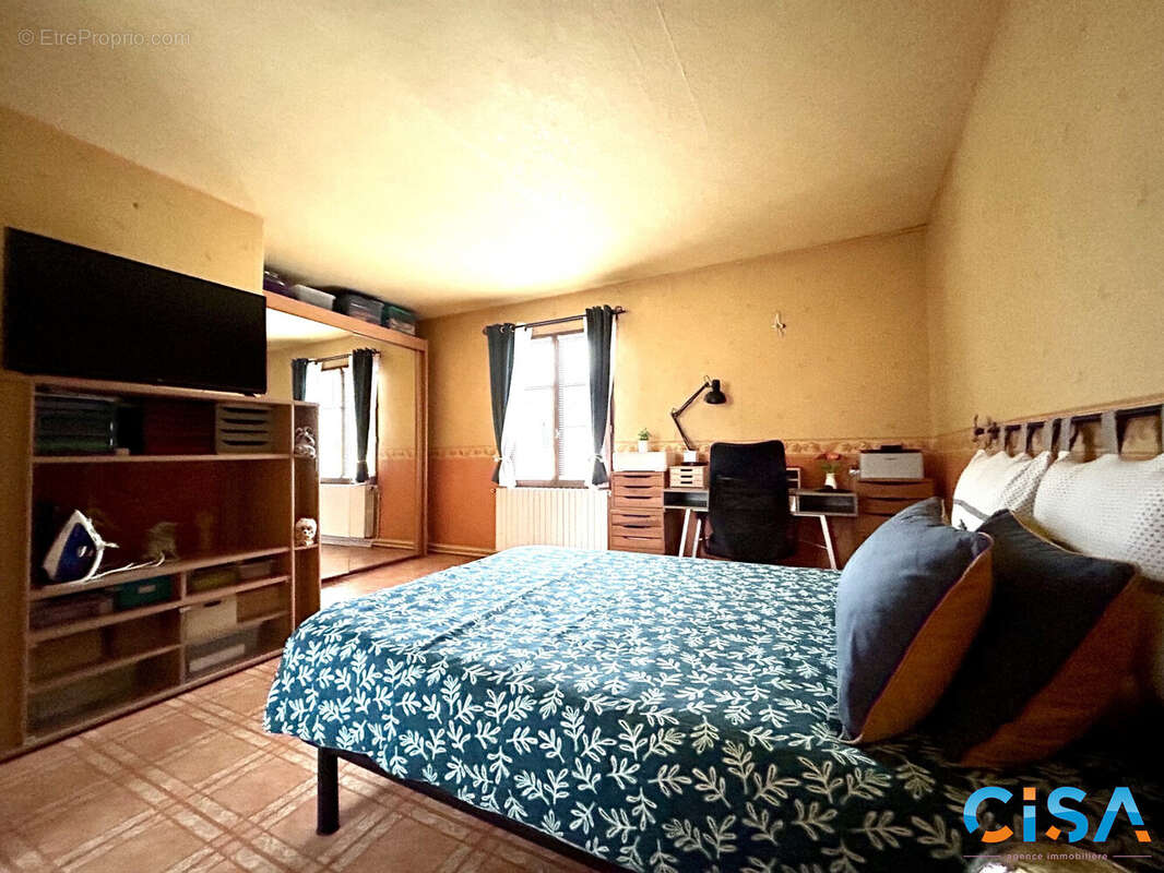 Maison à NEUILLY-EN-THELLE