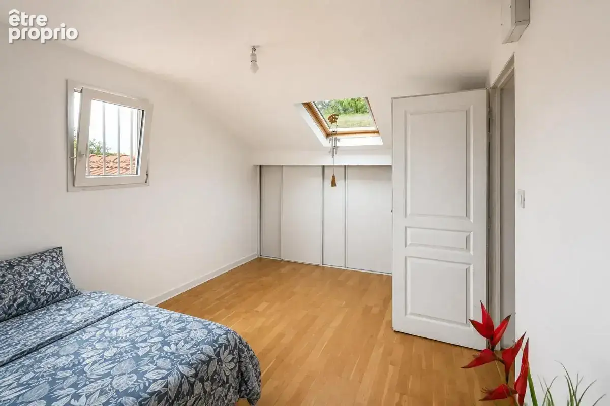 Appartement de 3 pièces de 62 m² à Choisy-le-Roi avec jardin - photo 8
