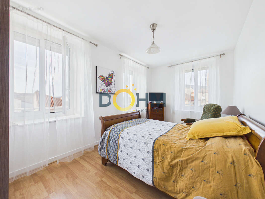 Appartement à SAINTE-SIGOLENE