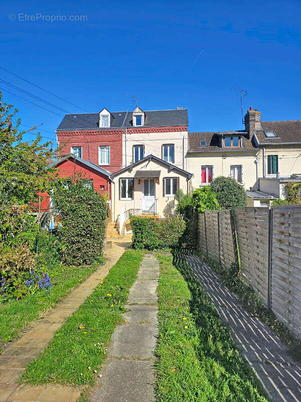 Maison à SOTTEVILLE-LES-ROUEN