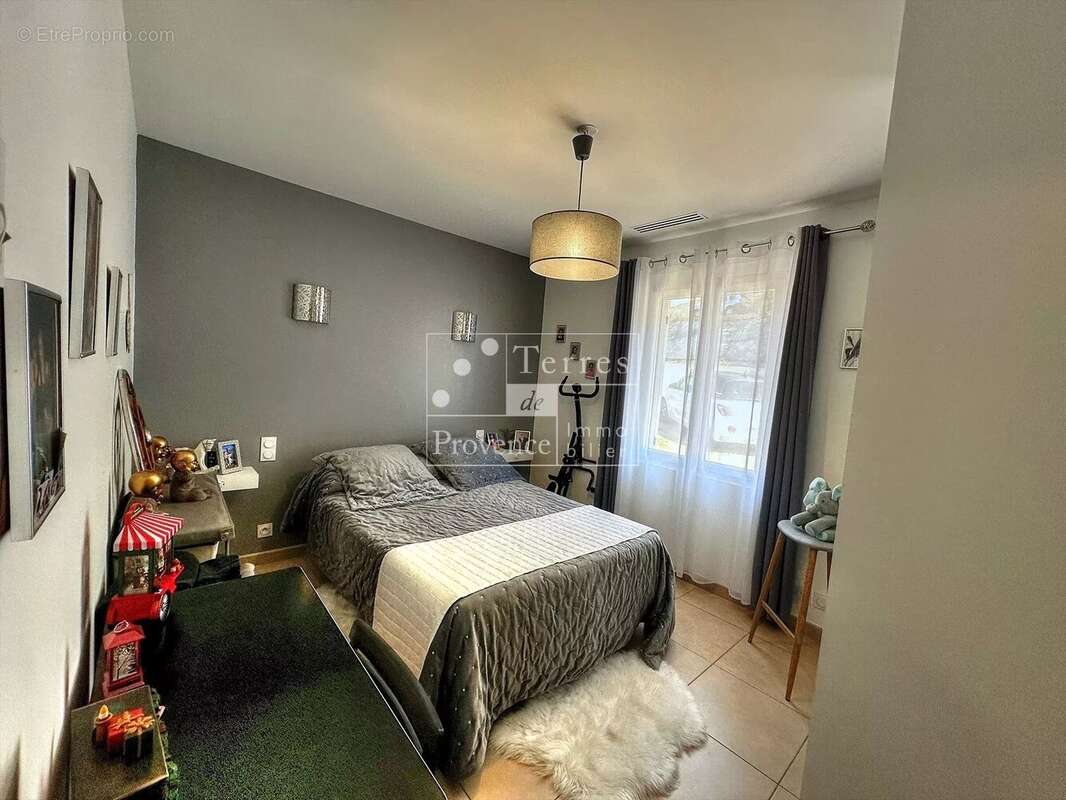 Maison à VILLECROZE