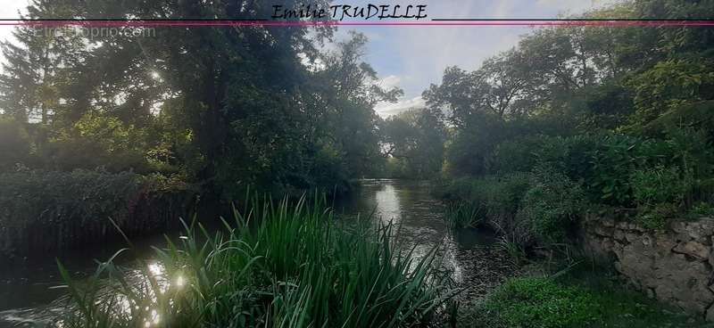 Maison à LA CHARTRE-SUR-LE-LOIR