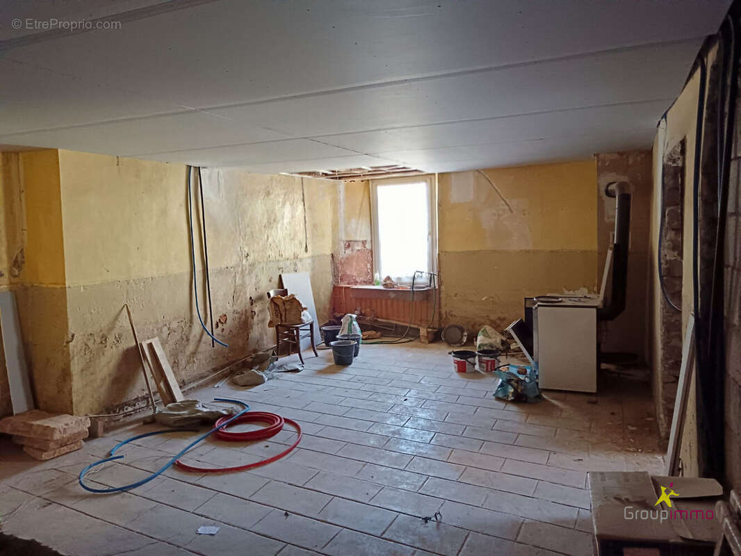 Maison 137 m² à Saales  - photo 2