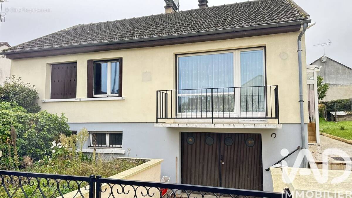 Photo 1 - Maison à CHATEAU-LANDON