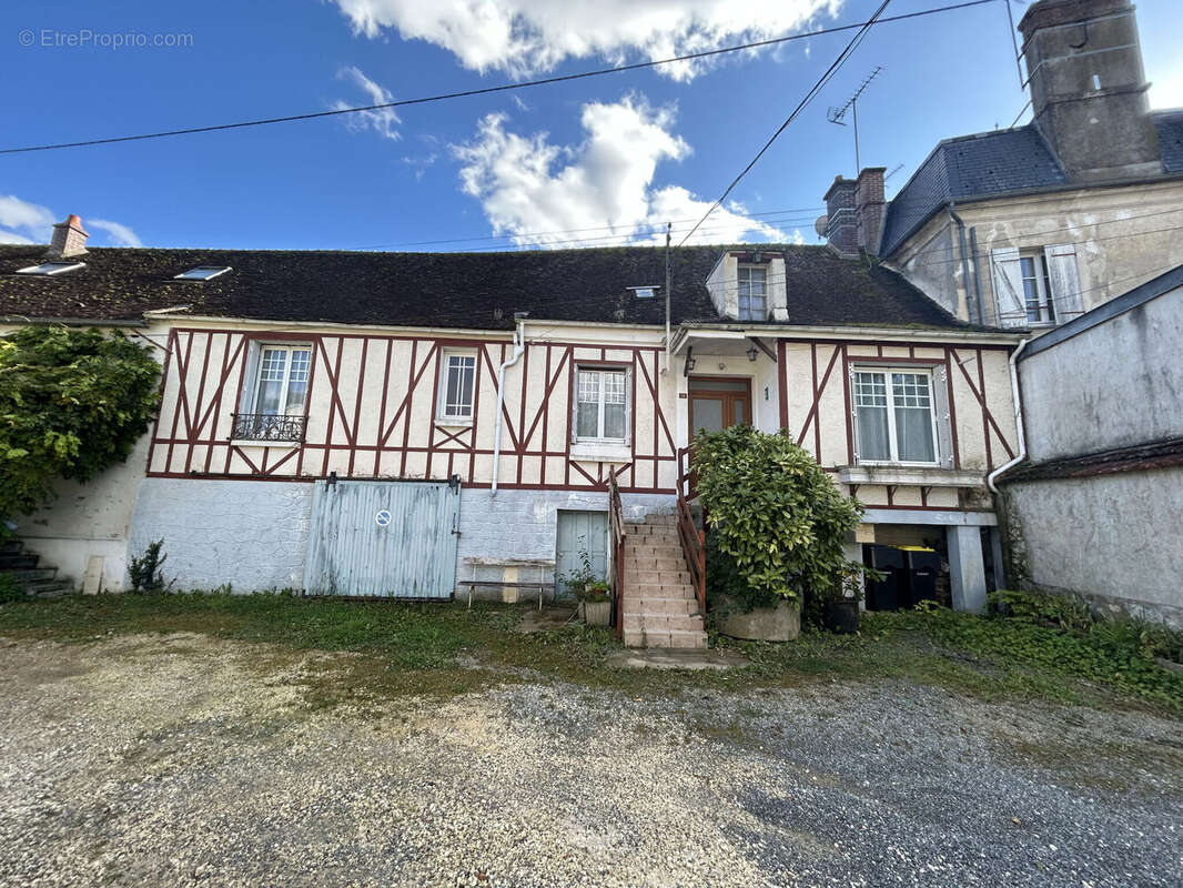 Photo 2 - Maison à LA FERTE-GAUCHER