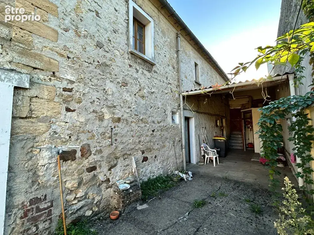 Us : grande maison avec beaucoup de potentiel ! - photo 15