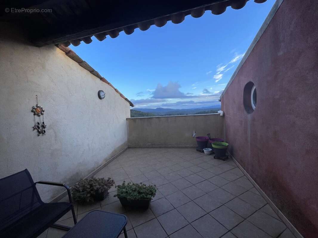 Maison à CALLAS