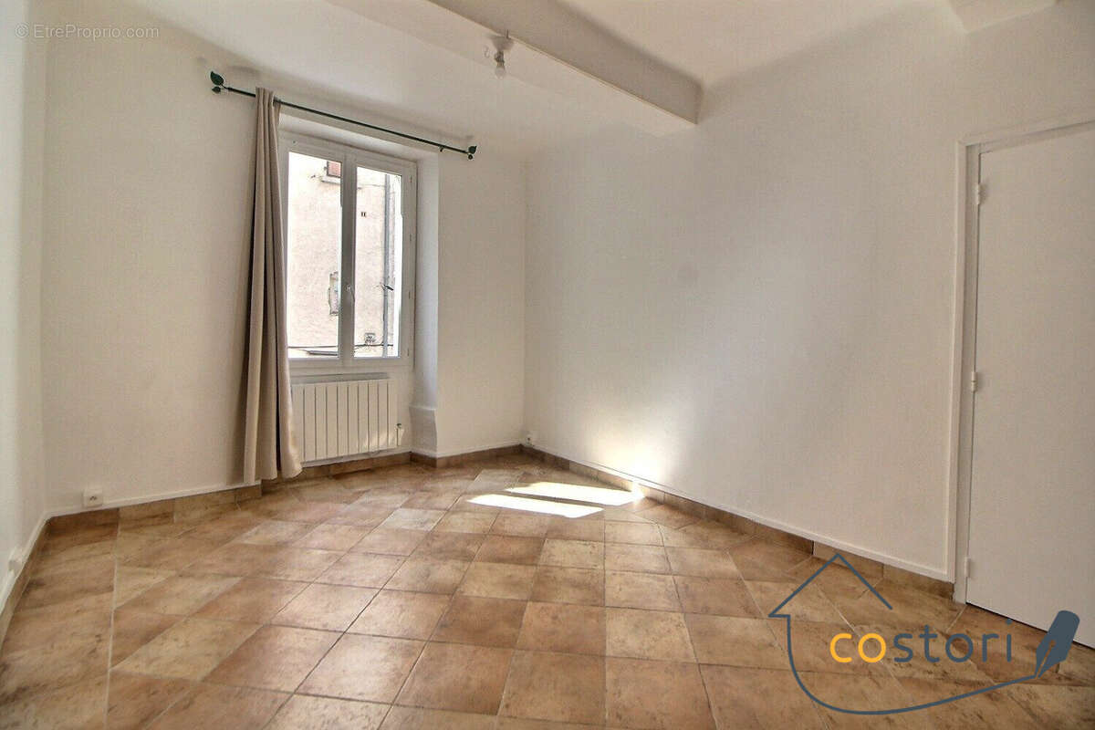 Appartement à TRANS-EN-PROVENCE
