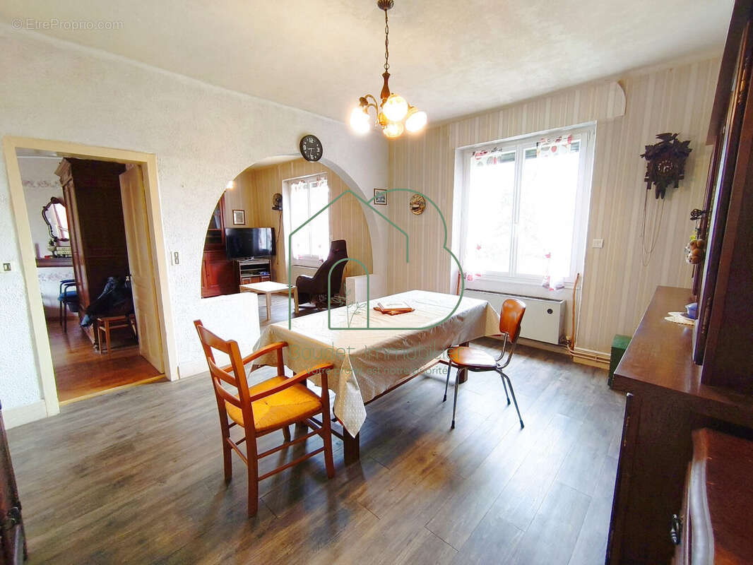Maison 103 m² à Cransac  - photo 4