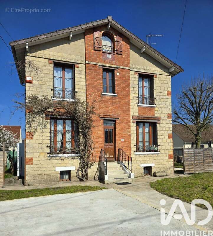 Photo 2 - Maison à HERBLAY