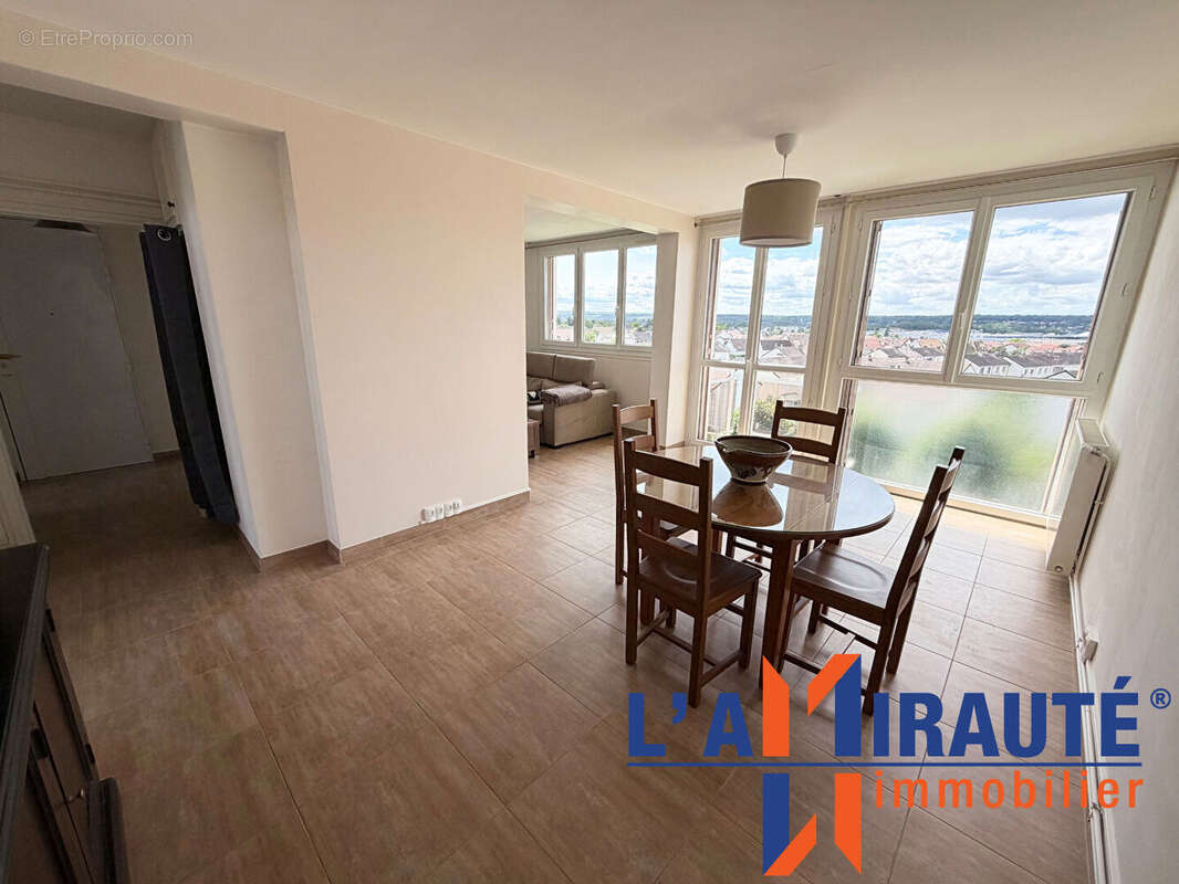 Appartement Sartrouville 4 pièce(s) 68 m2 - photo 2