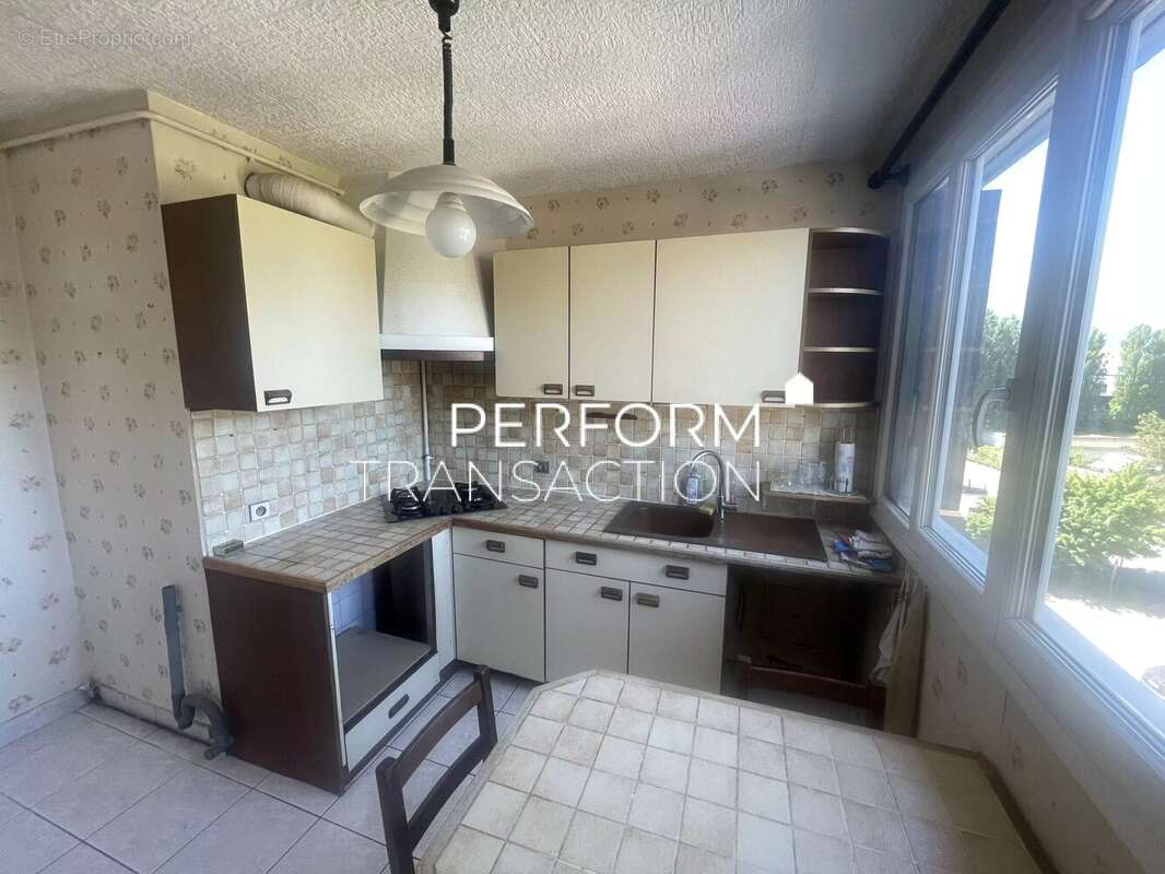 St martin d'heres - t3 lumineux 70 m² - photo 4