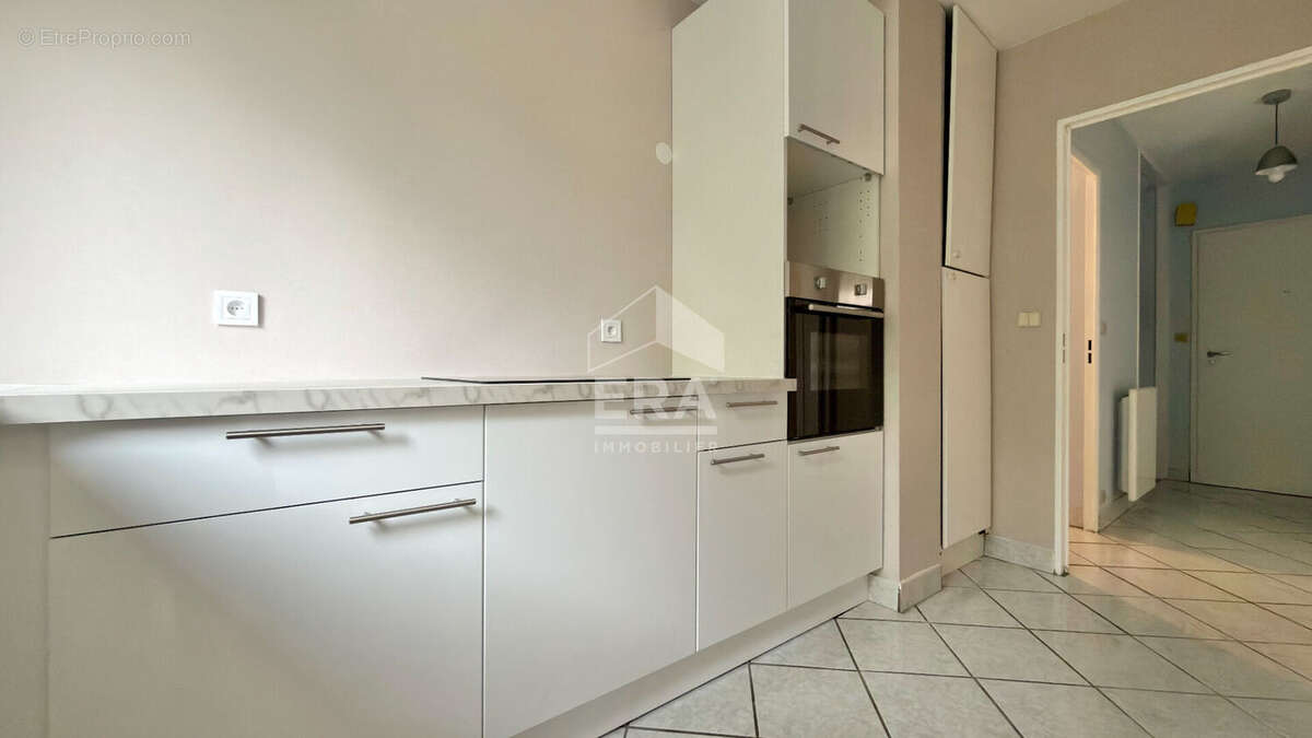Appartement à CORBEIL-ESSONNES