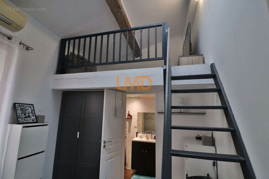 Maison à UCHAUD