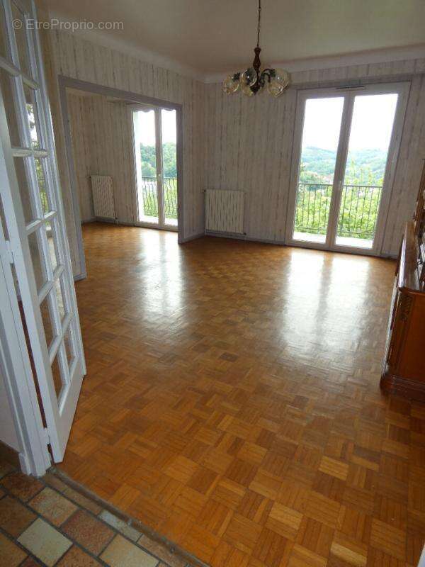 Maison sur les hauteurs de Tulle vue dégagée - au calme - photo 5