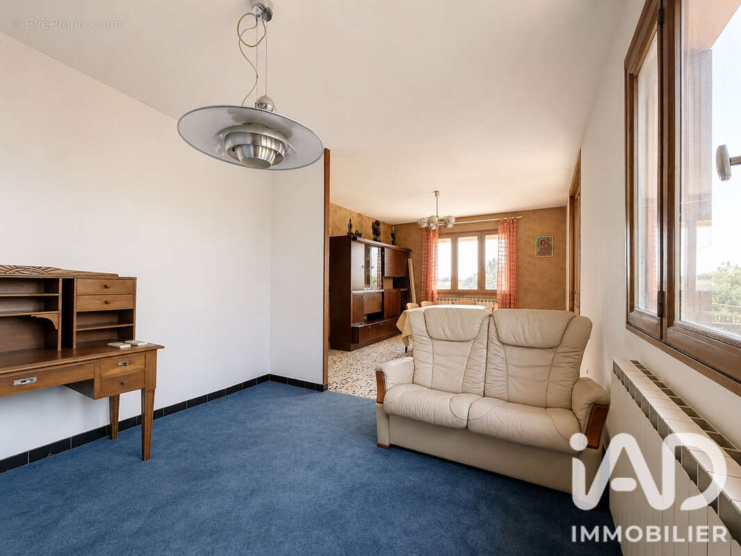 Maison 146 m² à Pont-Saint-Esprit  - photo 6