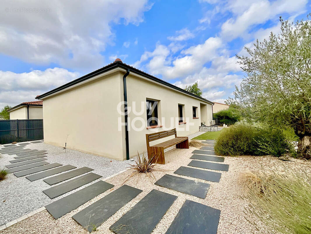 Maison de plain-pied T4 de 88 m2 sur une parcelle de 550 m2 - photo 5
