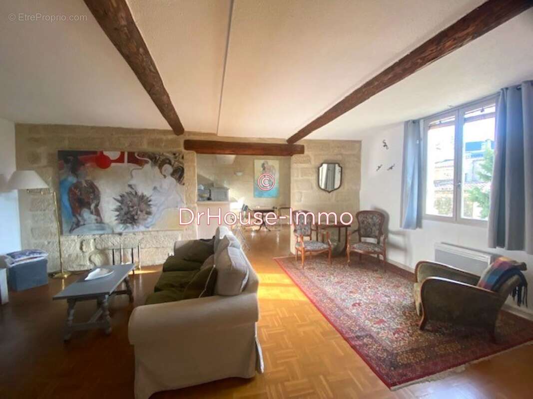 Appartement à UZES