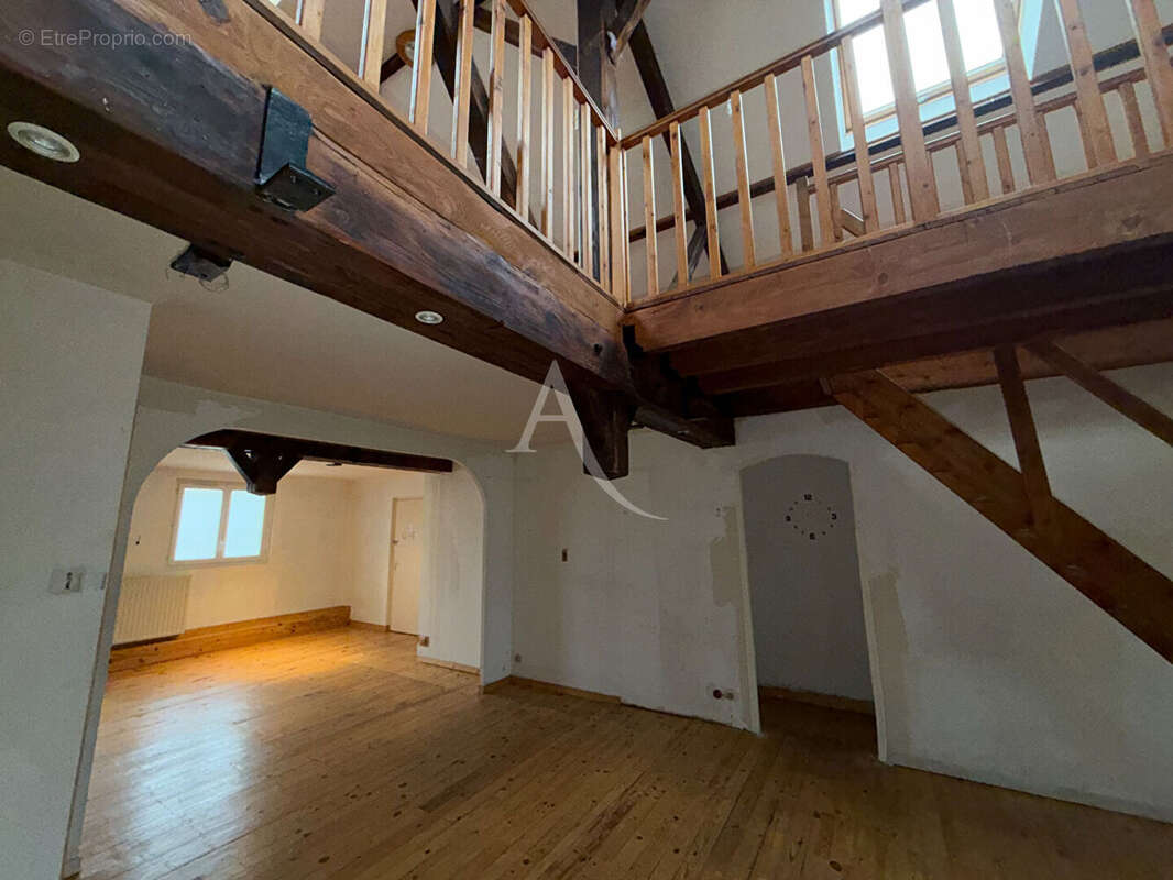 Immeuble maison sur Alfortville de 350 m²  habitable avec une cour de 250m² - photo 18