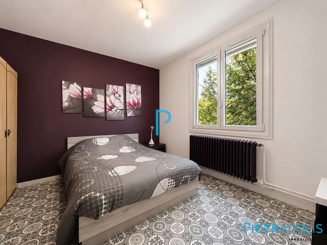 Maison 110 m² à Thizy  - photo 6