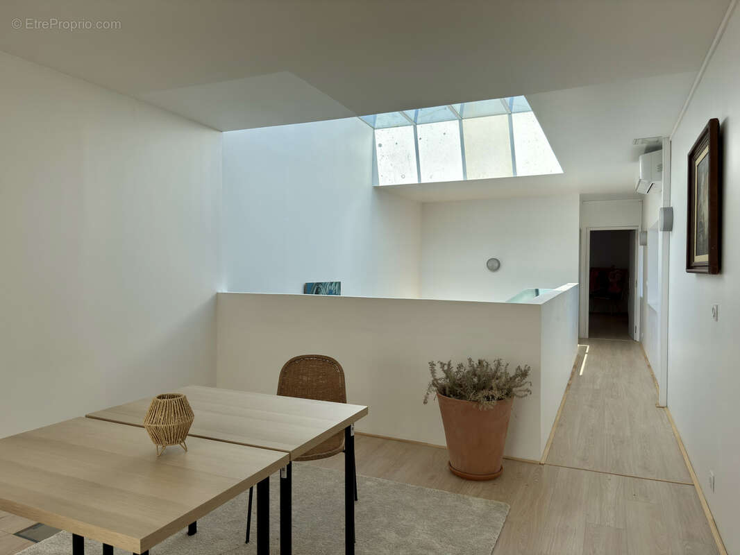 Local professionnel 140 m2 - photo 14