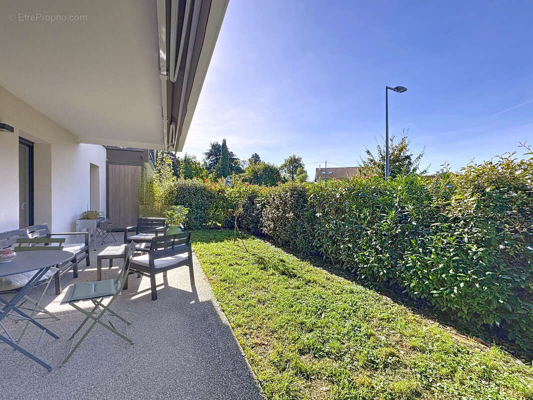 Appartement à BRISON-SAINT-INNOCENT