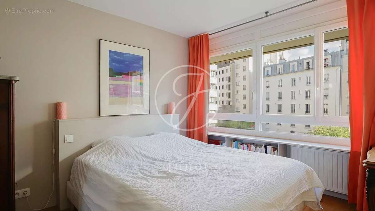 Appartement à PARIS-19E