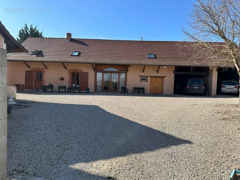 Maison à BLETTERANS