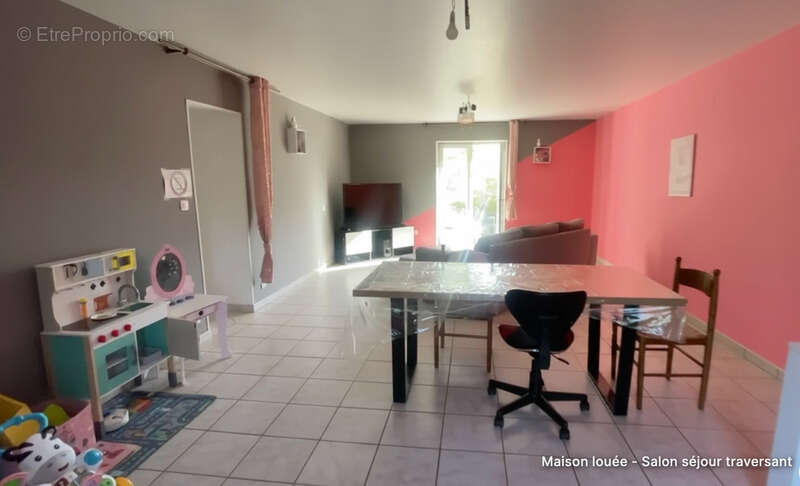 Ensemble immobilier 410 m2 + 470 m2 dépendances 2 maisons 1 appartement à varennes les narcy (58) proche la charite sur loire, p - photo 21
