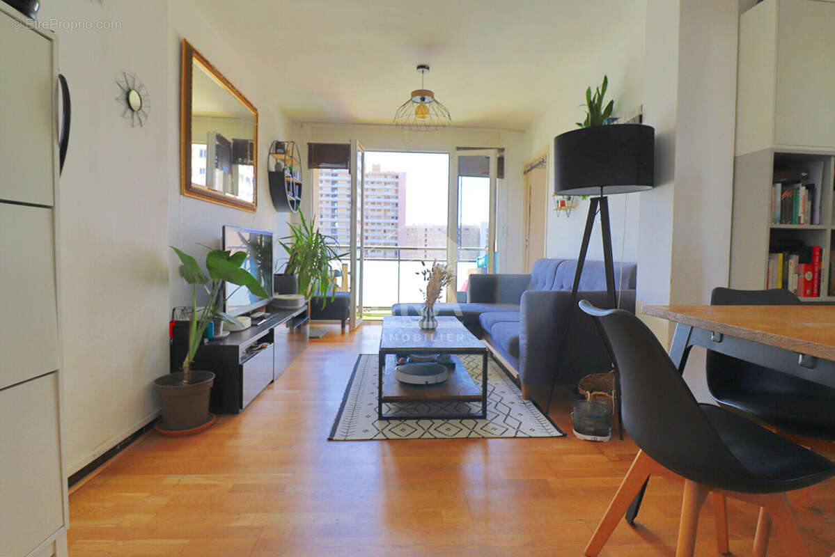 Appartement à MARSEILLE-10E