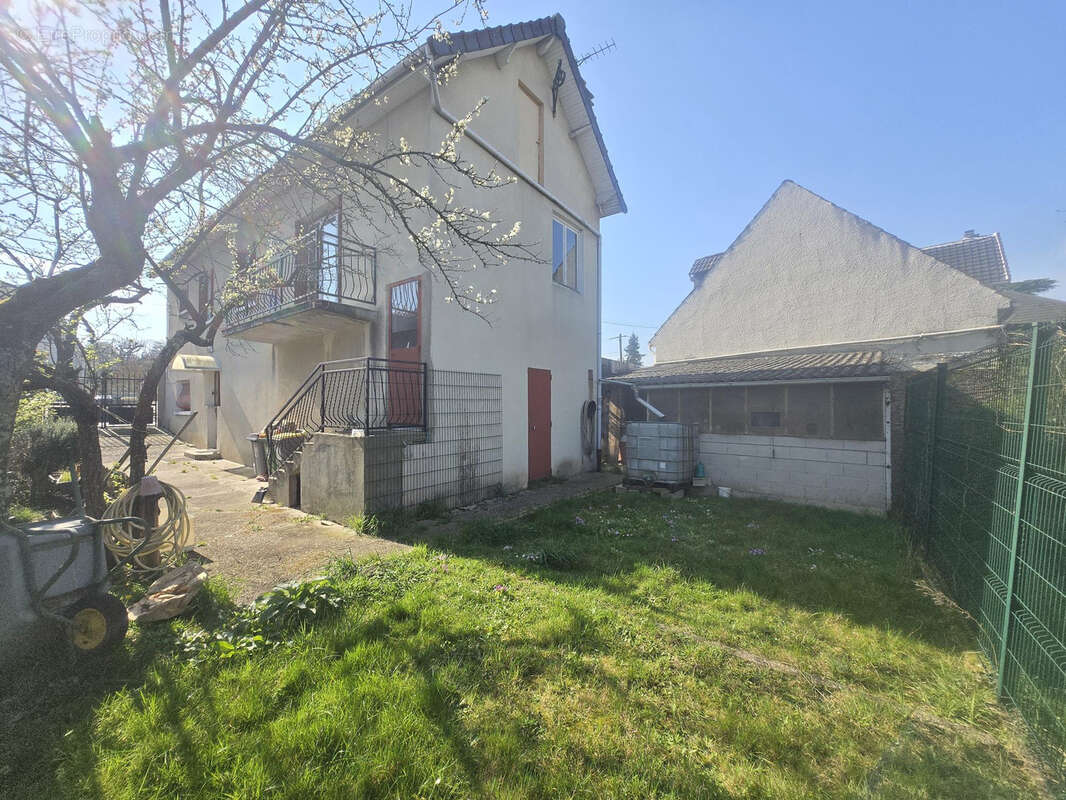 Maison à LIMEIL-BREVANNES