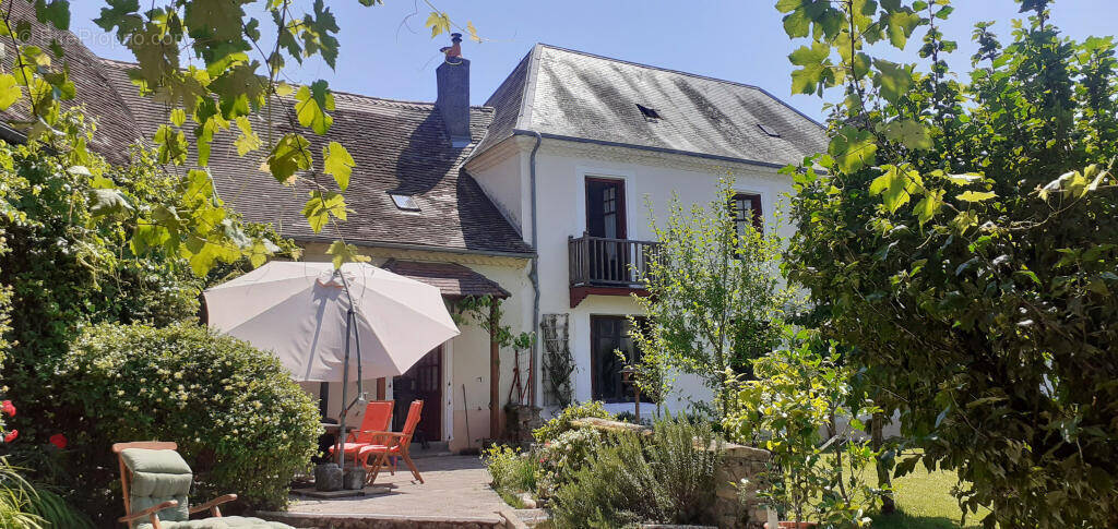 euro705578p849544 - Maison à SAINT-PRIEST-LES-FOUGERES