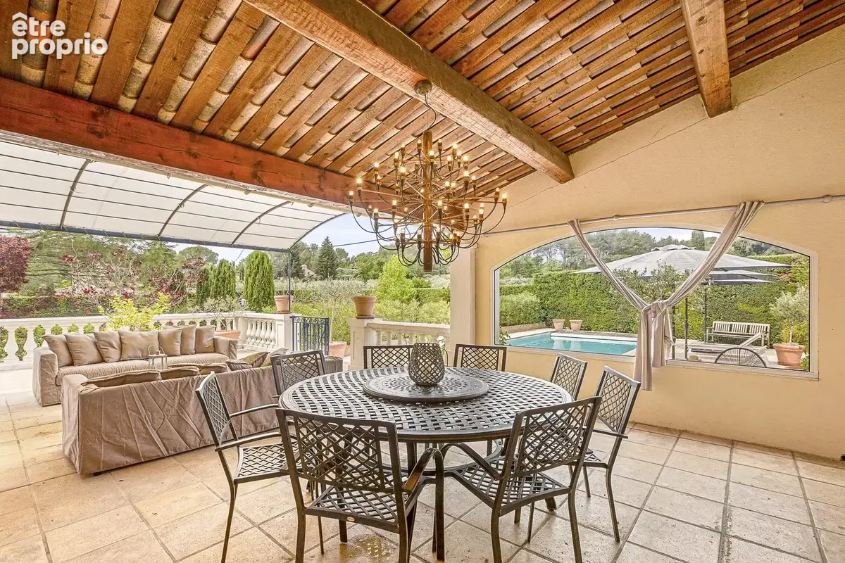 Proche Lorgues - Magnifique propriété de 218 m² + Appartement indépendant -Terrain de 8000m² - photo 15