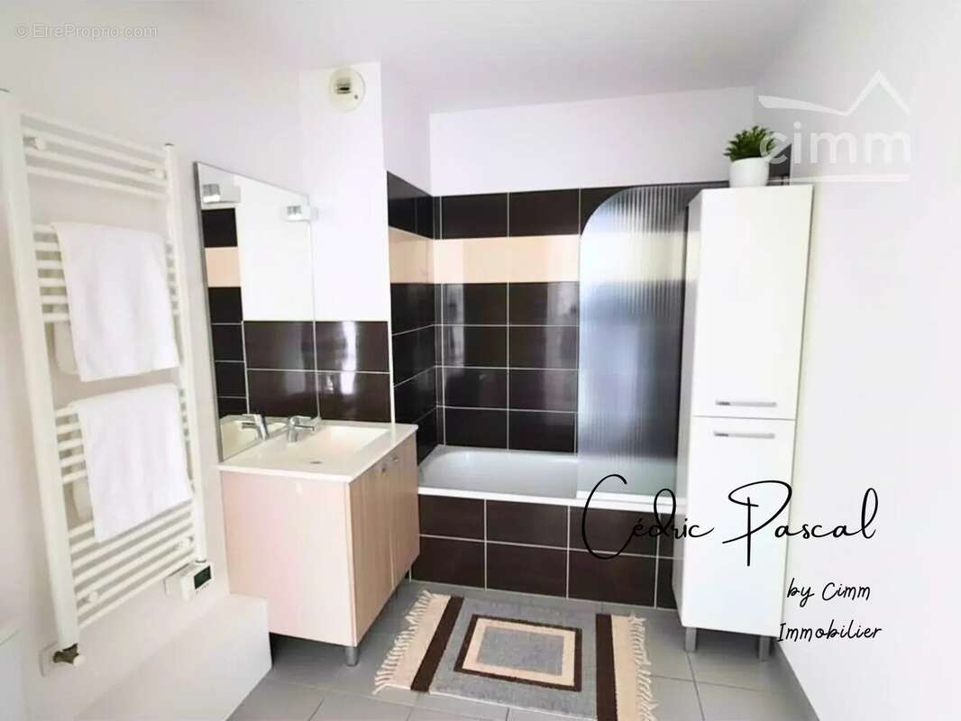 Appartement à ARTIGUES-PRES-BORDEAUX