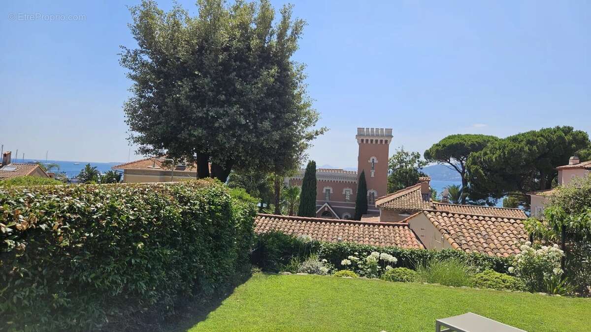 Exclusivité - Cap d'Antibes Gallice - 3P en rez-de-jardin surélevé  - Vue magnifique mer - photo 2