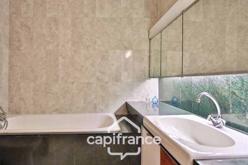 Appartement à SAINT-CLOUD