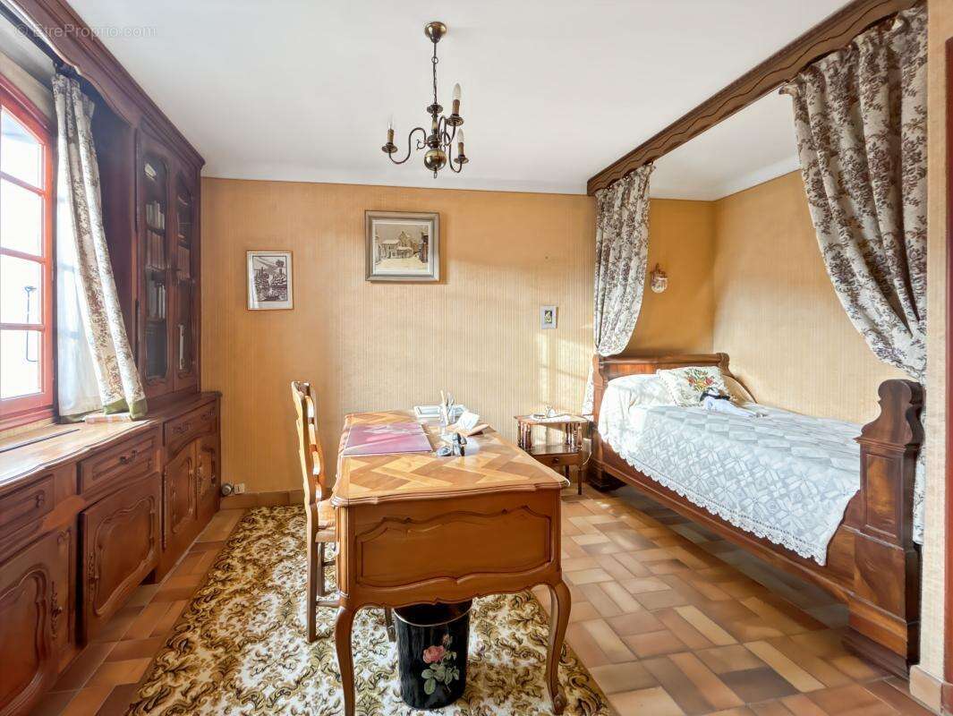 Maison à PEYRUIS