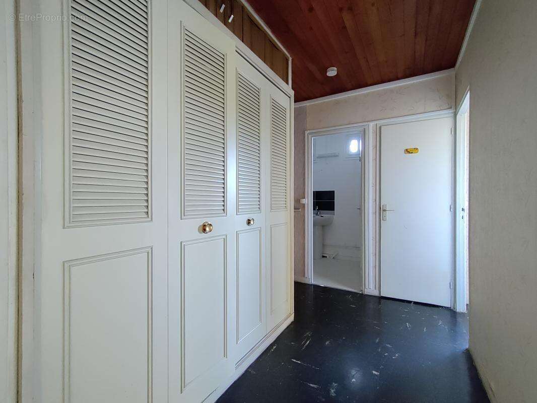 Maison à LA CHAPELLE-EN-SERVAL