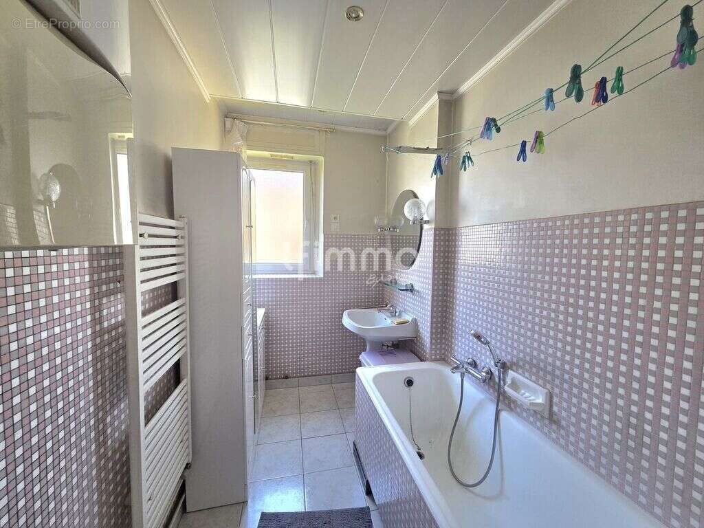 Appartement 4 pièces  79 m²idéal investisseur proche centre-vill - photo 5