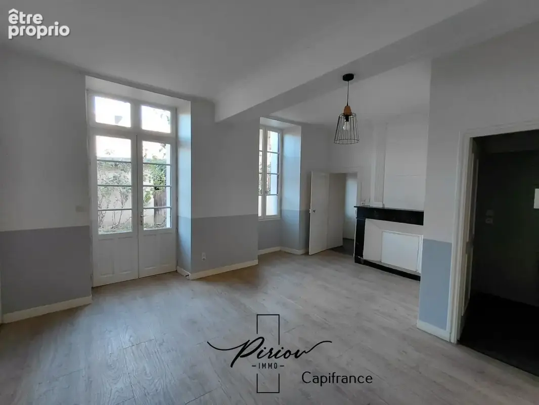 Appartement à MONTREUIL-BELLAY