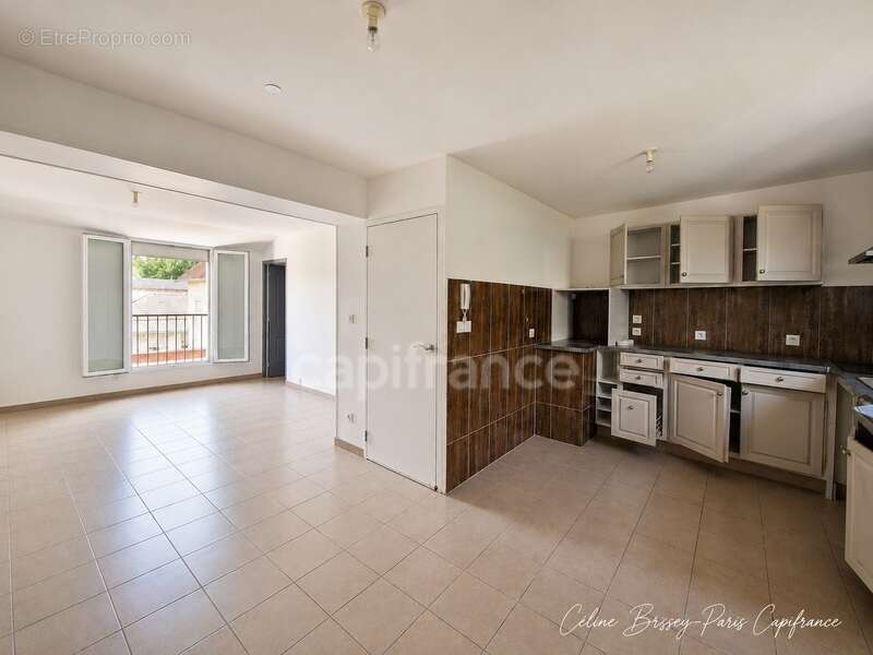 SPÉCIAL INVESTISSEURS 1 maison, 2 appartements, 1 revenu immédiat ! - photo 11