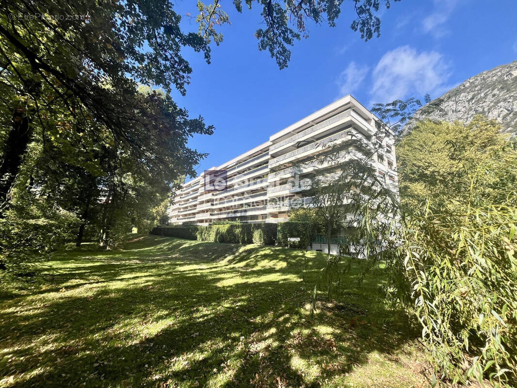 Appartement à SAINT-EGREVE