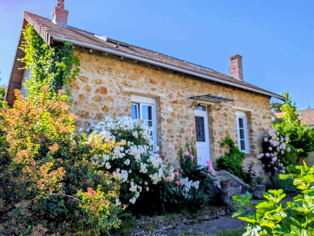 Maison à GARANCIERES