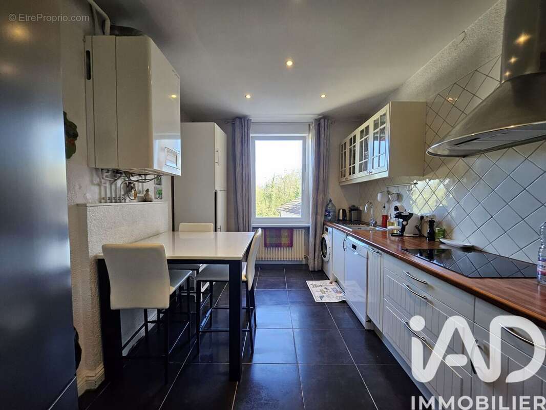 Photo 2 - Appartement à LONGEVILLE-LES-METZ